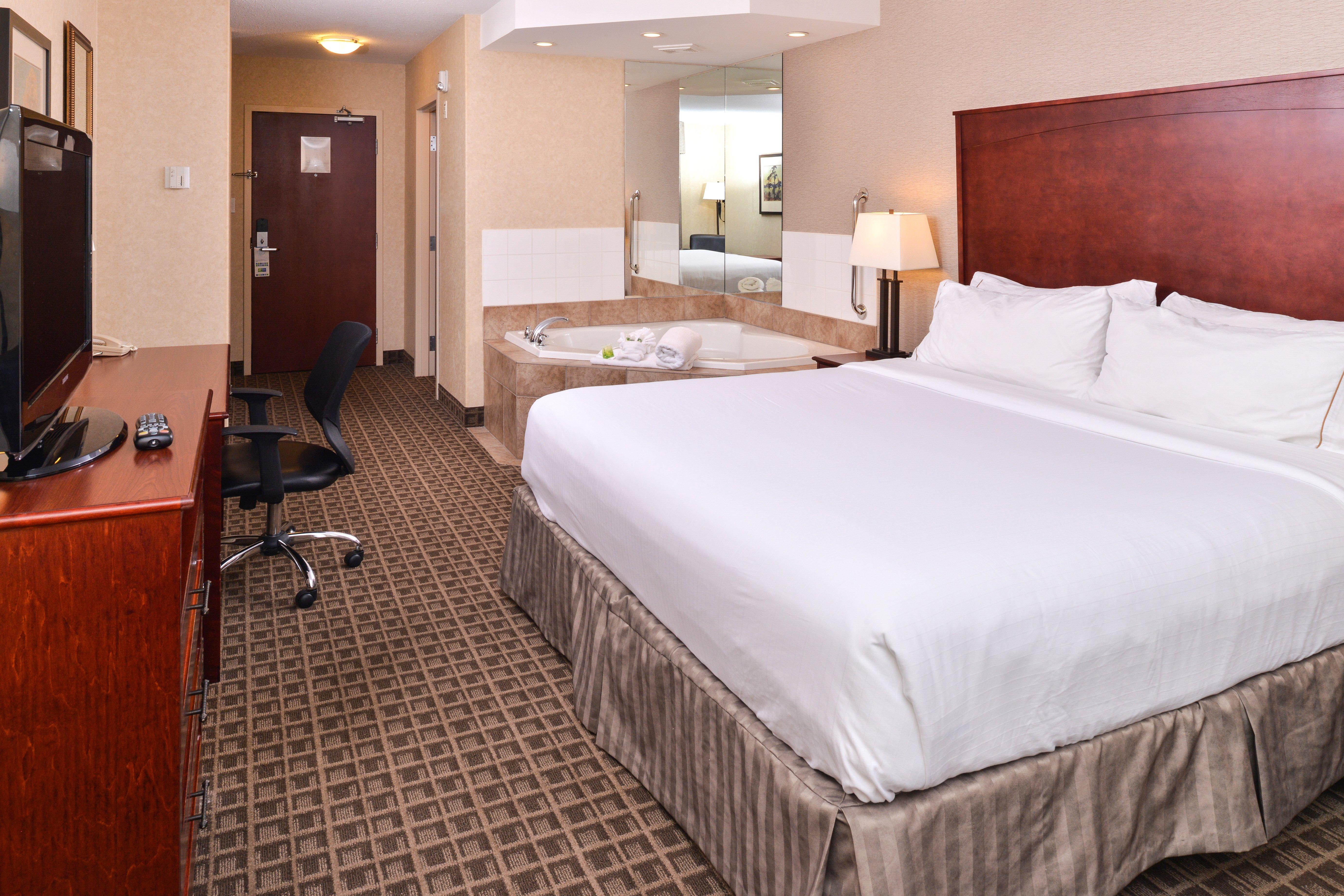 Holiday Inn Express Edmonton North By Ihg Экстерьер фото
