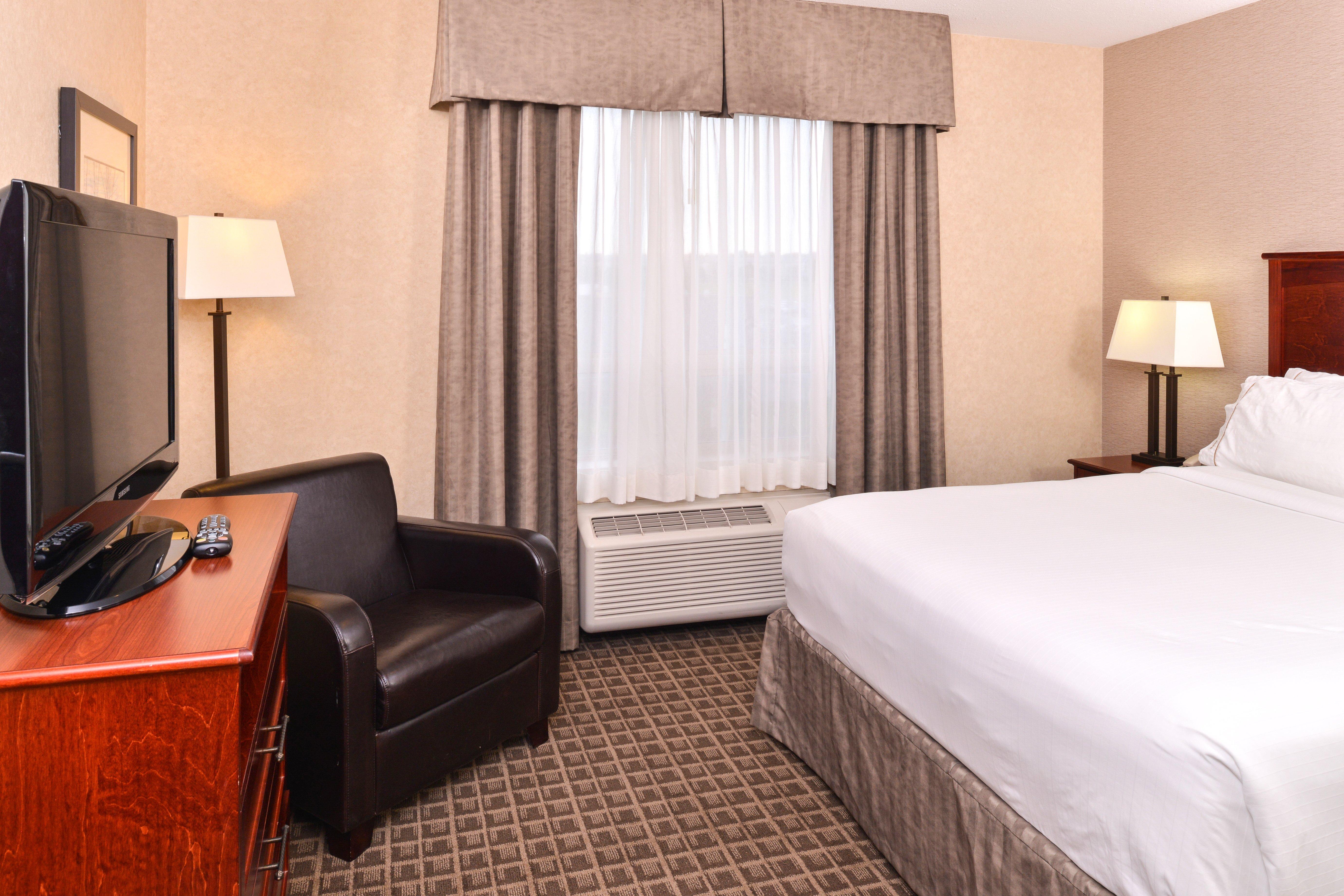 Holiday Inn Express Edmonton North By Ihg Экстерьер фото